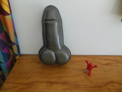1 Motivbackform / Backform    Penis +  1 sexy Korkenzieher, guter Zustand - Bild 1 von 4