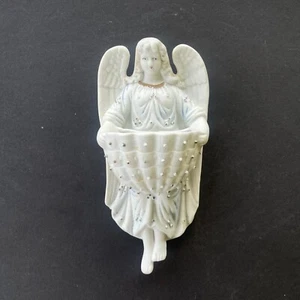 Bénitier sujet, Un ange, en biscuit - Imagen 1 de 7
