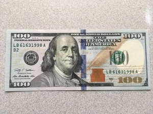 $100 One Hundred Dollar Bill BIRTHDAY Note SN: LB61631998A Series2009A - Picture 1 of 5