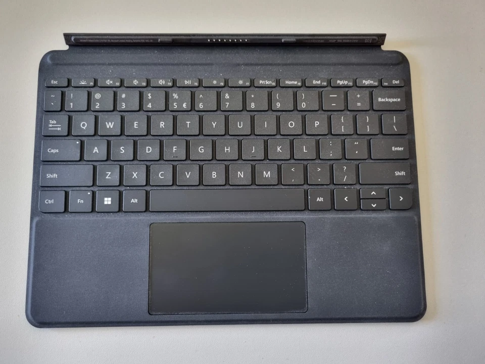 Microsoft Surface Tastatur (1840). QUERTY Format. - Bild 1 von 1