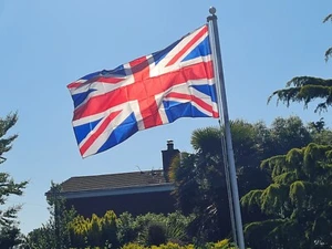 Large Union Jack Flag 5ft x 3ft (150cm x 90cm) Great Britain National Flag Team - Picture 1 of 6