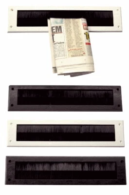 Innenkappe-Mit Bürste-Kunststoff-340x80 mm-Briefeinwurf-Briefklappe-Briefschlitz - Bild 1 von 2