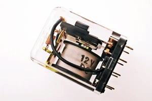 Relé de 12 V BTR 272-032 # 713629 - Imagen 1 de 1