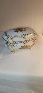Caja de baratijas vintage con patas de porcelana JLMENAU Graf von Henneberg - Imagen 1 de 7