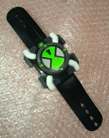 Ben 10 Omnitrix watch FX Lights Sounds Bandai 2006 works great Rare Cover