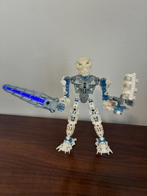 LEGO BIONICLE: Toa Matoro (8732) with light up sword