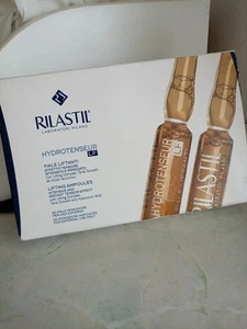 Rilastil Fiale Antirughe Antietà Effett Lifting Texture Ultra Leggera - Foto 1 di 3