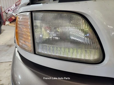 Passenger Right Headlight Heritage Fits 97-04 FORD F150 PICKUP 1278880 - Image 1 of 4
