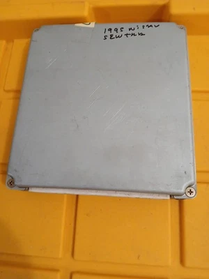 1995 Nissan Sentra Engine Computer #JA18B74 BD4 - Image 1 of 3