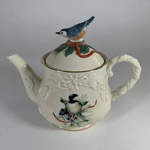 RARA teiera Lenox "Winter Greetings" con coperchio Bluebird in scatola originale 6324891 - Foto 1 di 12