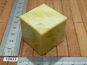 CUBE 30 mm SERPENTINE naturelle - mineraux esoterisme soin reiki presse papier - Picture 1 of 3