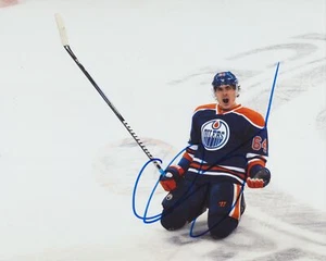 NAIL YAKUPOV SIGNED EDMONTON OILERS 8X10 PHOTO 3 - Picture 1 of 3