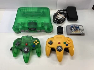 Nintendo 64 N64 Jungle Green w/Game 2 Controllers & AC Adapter - Works - Picture 1 of 16