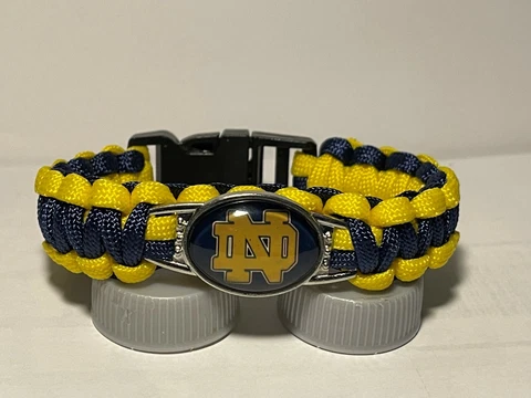 Notre Dame Fighting Irish NCAA Paracord Bracelet NEW  -  FREE SHIPPING!!! Cover