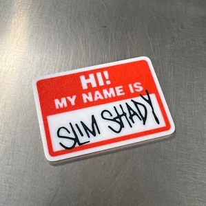Hi My Name is Slim Shady Badge Brosche Eminem Hip Hop Rapper Rap inspiriert - Bild 1 von 2