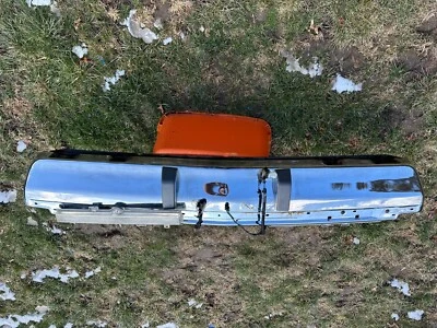 ✅ *LIMPIO* Parachoques trasero Cadillac Fleetwood 1993-1996 con amortiguadores Foto 1 de 4