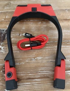 Milwaukee 2117-21 REDLITHIUM USB 400L Neck Light with High-Definition Output - Foto 1 di 5