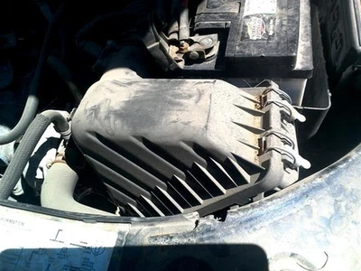 Air Cleaner Fits 05-07 FIVE HUNDRED 3177851 - Image 1 of 2