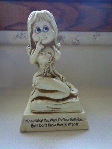 1976 Russ Berrie Figur Sexy Lady "I Know What You Want For Your Birthday" - Bild 1 von 6