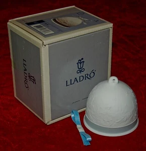 LLADRO Porcelain WINTER BELL #7616 New In Original Box Made in Spain - Picture 1 of 8