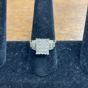 10k Gold Engagement Ring #109750-1 MGC - Picture 1 of 4