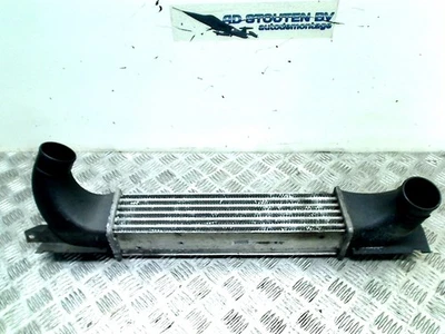 INTERCOOLER Opel Omega B Caravan (21/22/23) Combi 2.2 DTI 16V (Y22DTH) 2003 Foto 1 de 3