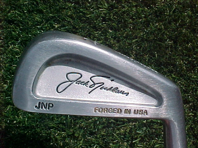 Macgregor JNP Square Grooves Forged RH Golf Club 2 Iron w Stiff Steel & New Grip - Image 1 of 4