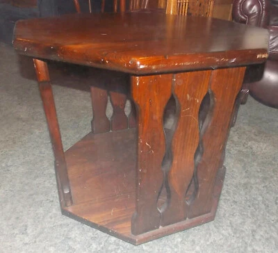 Mesa auxiliar giratoria Old Tavern Pine Ethan Allen (T369) (EA-19) Foto 1 de 4
