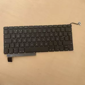 Portugal Genuine Apple Macbook Pro 15" Model A1286 laptop Keyboard 2009 - 2012 - Afbeelding 1 van 4
