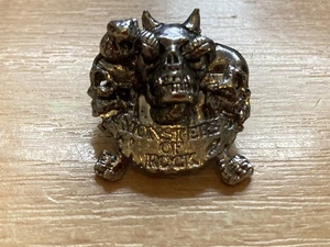 MONSTERS OF ROCK 1983 ULTRA RARE CAST METAL BADGE WHITESNAKE MEATLOAF DIO  - Imagen 1 de 3