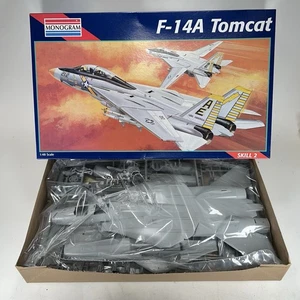 Revell Monogram F-14A Tomcat Maßstab 1:48 Modellbausatz Skill Level 2 85-5803 - Bild 1 von 11