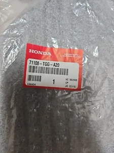 Honda 71108-TGG-A20 Fog Bezel New Oe - Foto 1 di 3