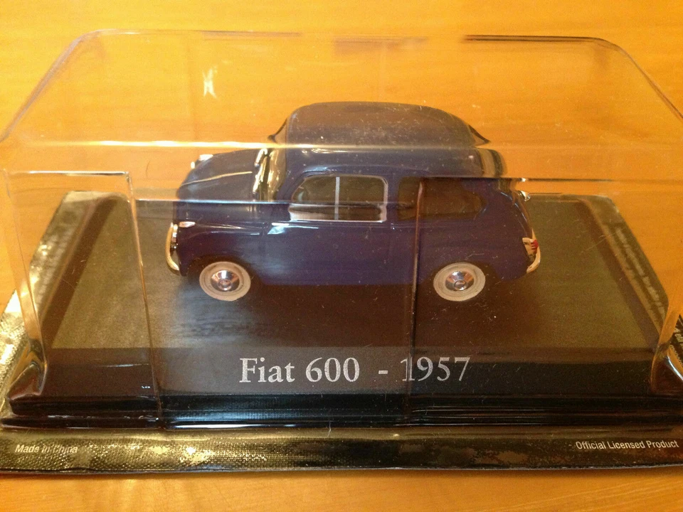 DIE CAST 1/43 FIAT 600 - 1957 " RBA AUTO INDIMENTICABILI - Immagine 1 di 1