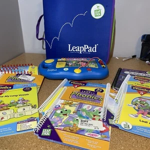 Leapfrog LeapPad Learning System Case, 12 games & books, and Pad/Player WORKING - Picture 1 of 10