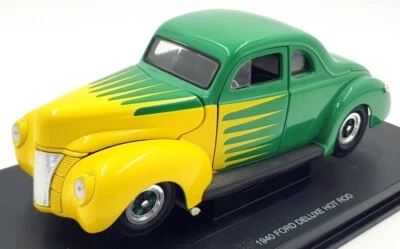 Eagle Universal Hobbies 1/18 Scale 814007 1940 Ford Deluxe Hot Rod Green/Yellow - Image 1 of 4