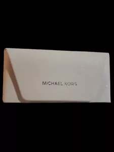 Cream white eye glasses/sunglasses case by Michael Kors. Hard shell case.... - Foto 1 di 5