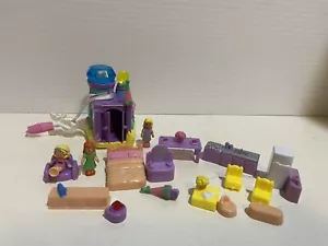 Vintage Tiny Dreams Carry Along Mini Doll House Furniture Blue Box Polly Pocket - Picture 1 of 10
