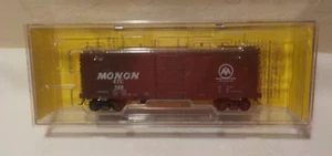 NEW - KADEE C.I.L. Monon 40' PS-1 Standard Boxcar Single 6' Door #4001, HO-Scale - Picture 1 of 2