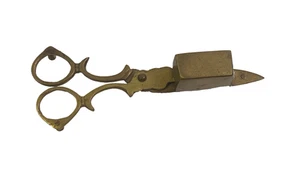 Apagadores de tijera de vela de metal de latón vintage con pies - Imagen 1 de 5