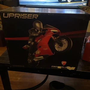 Upriser Ducati Authentic Panigale V4 S Remote Control Motorcycle, 1:6 Scale - Picture 1 of 7