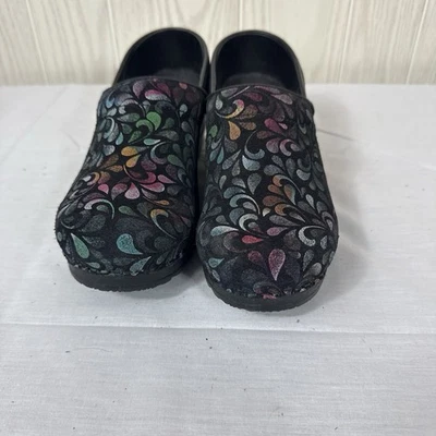 Sanita Professional Plume Women's Multicolor Teardrop Floral Clog Shoes Size 39 - Image 1 of 4
