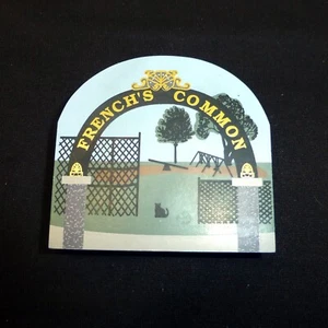 French's Common Braintree Massachusetts Quincy Cat's Meow wood shelf sitter - Picture 1 of 2
