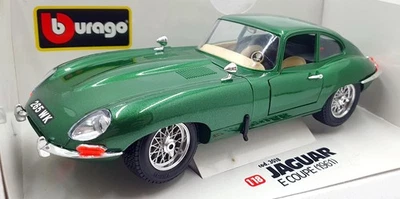 Burago 1/18 Scale Diecast 3018 - Jaguar E Type Coupe 1961 - Bright Green - Image 1 of 4