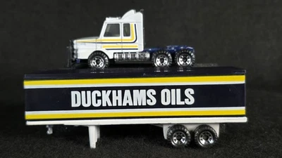 Matchbox Convoy CY16 Scania Box Truck - Duckhams Oils - Image 1 of 4