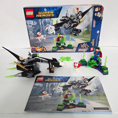 LEGO DC Comics Super Heroes: Superman & Crypto Team-Up (76096) 100% Completo Foto 1 de 4