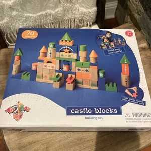 Geoffreys Toy Box 70 Pieces Castle Blocks Building Set All Natural Wood - Picture 1 of 4
