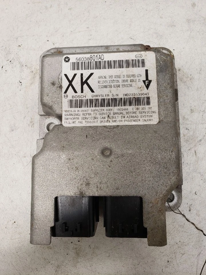 Chasis ECM ab detección de ocupantes compatible con 06-08 MITSUBISHI RAIDER 1436372 Foto 1 de 4