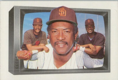 1989 Bowman #258 Alomar Family Roberto, Sandy Jr. & Sr. San Diego Padres - Image 1 of 2