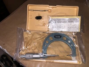 SPLINE MICROMETERS WITH RATCHET STOP MITUTOYO CODE NO.  111-116 25-50MM - Picture 1 of 3