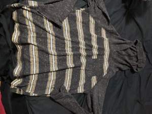 Long sleeve hooded tee boys clothes size 6/7 - Picture 1 of 5